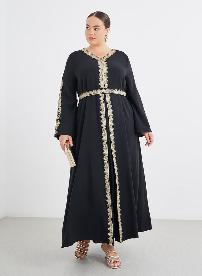 Styli Plus Black Kaftan with Lace Trim - Image 1