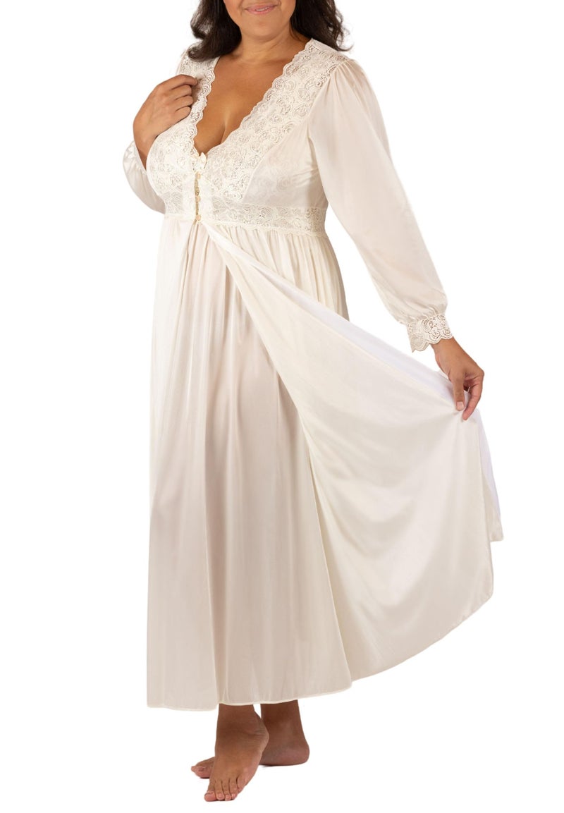Shadowline Silhouette Gown and Peignoir Set (51737), Ivory, 2X - Image 1