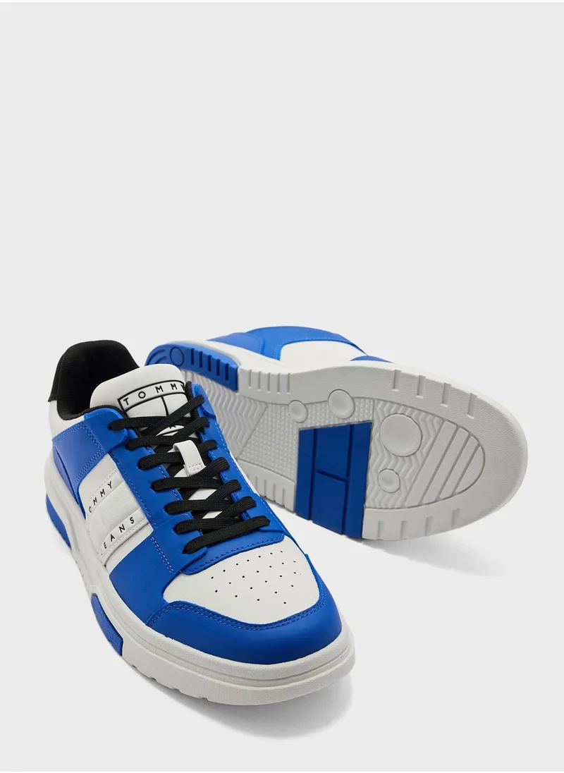TOMMY JEANS Logo Print Low Top Sneakers