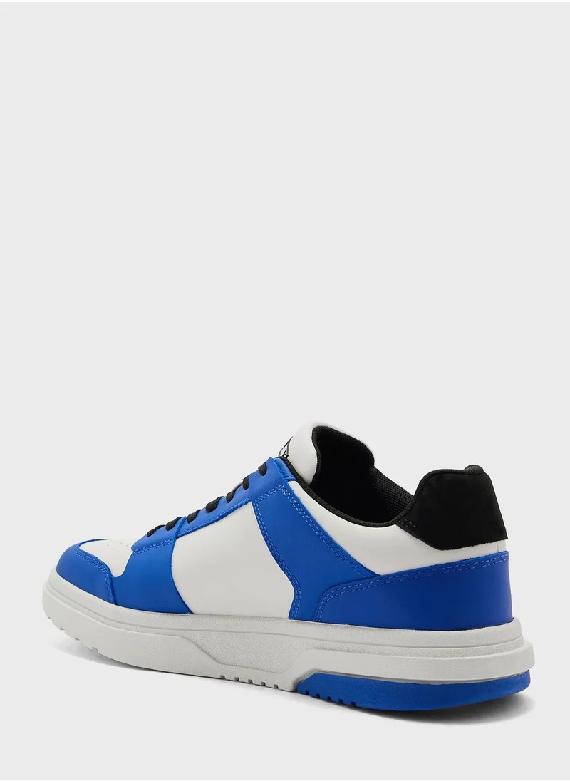 TOMMY JEANS Logo Print Low Top Sneakers