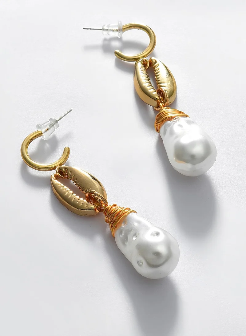 SOHI White Contemporary Pearl Beaded Artificial Drop Earring Jewellery