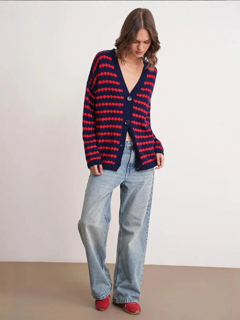 ميكسراي كارديجان محبوك مضلع واسع بأزرار وخطوط ميكسراي