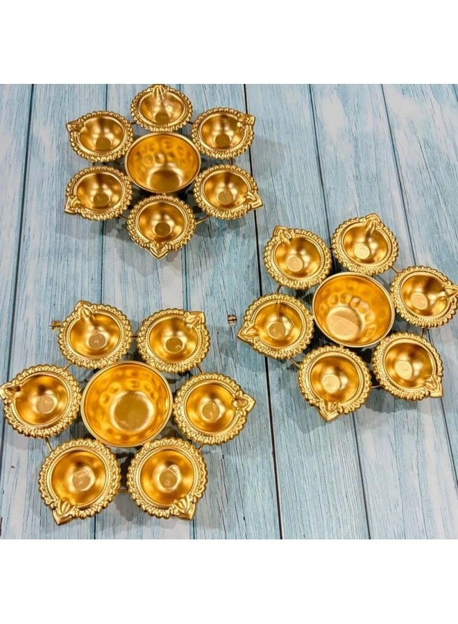 R Ayurveda Copper Diya Round Shape Flower Decorative Urli Bowl Handcrafted for Floating Flowers and T Light Candles Home,Office and Table Decor| Diwali Decoration Items (7 Inches) with 6 diyas in Gift box Return Gift - Image 3