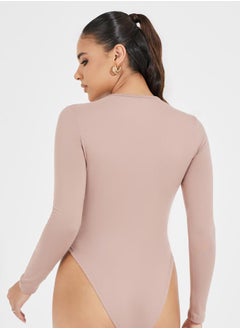 Styli Solid Round Neck Knit Bodysuit  - Image 5