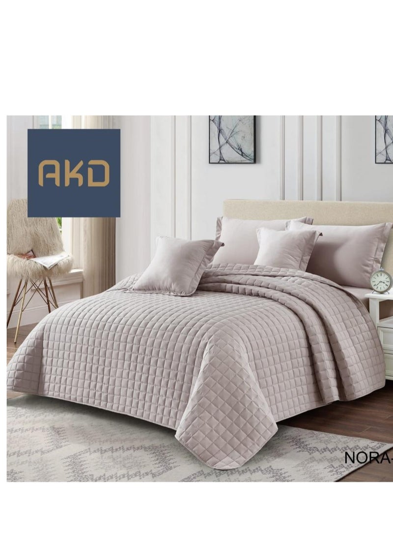 Plain compressed double comforter set that adds beauty and elegance to your room