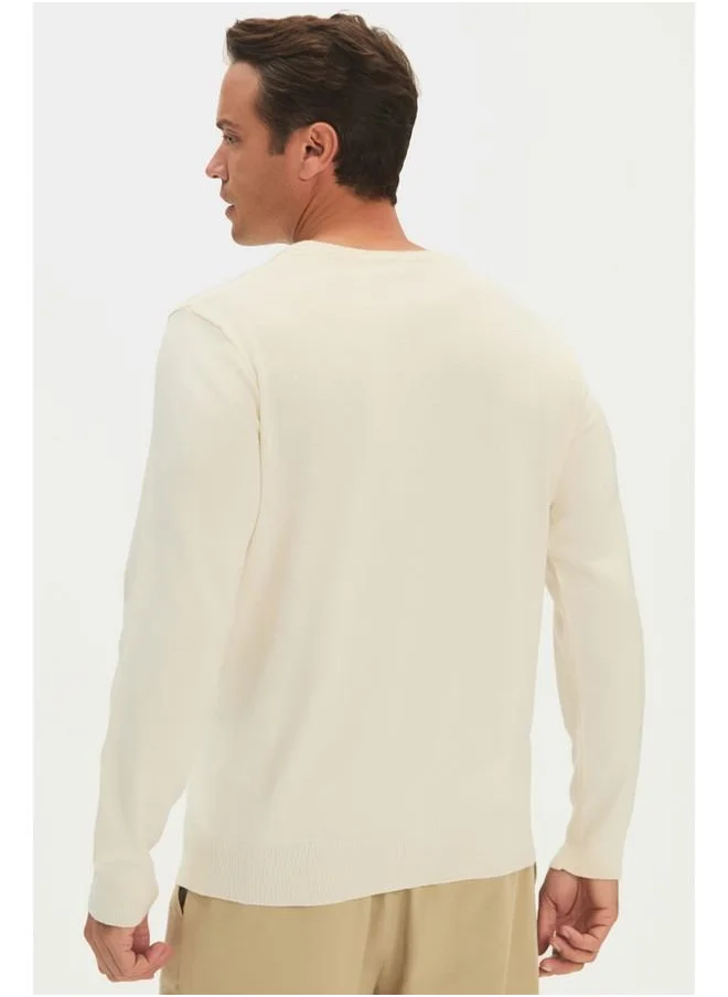 JUNE June Men Regular Fit Crew Neck Basic Knitwear Sweater Ecru