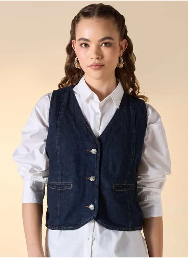 لي كوبر Lee Cooper Buckle Strap Detail Sleeveless Jacket with Pockets