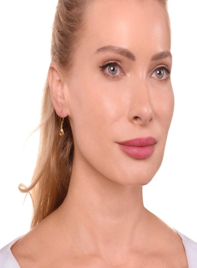 مورجان آند بايدج أقراط متدلية من مورغان آند بيج، مصنوعة من الفضة الإسترليني عيار 925 ومطلية بالذهب الأصفر عيار 14 قيراطًا، مرصعة بحجر السترين الأصلي بقصة الكمثرى، وهي هدية مثالية للنساء. تتميز هذه الأقراط بأنها مضادة للحساسية، وتأتي بمشبك خلفي، مما يجعلها هدية مجوهرات رائعة لها. - Image 4