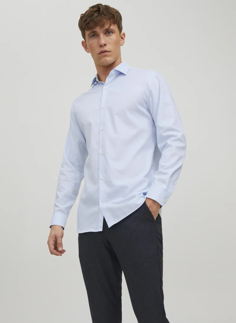 Essential Long Sleeve Shirt