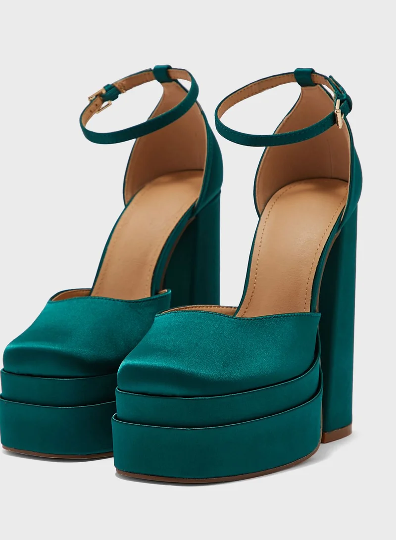 Truffle Wide Fit Satin Platform Pump