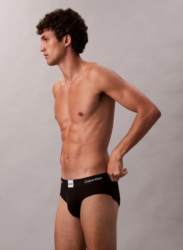 CALVIN KLEIN  3 Pack Briefs - Icon Logo Graphic for Men | Best Price UAE