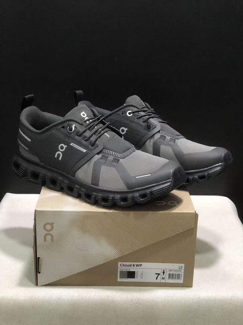 Breathable Mesh Low-top Running Shoes for Men and Women
