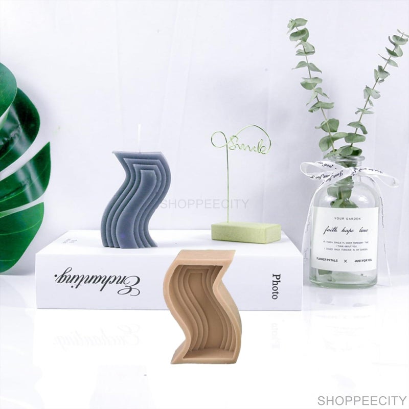 ShoppeeCity قالب شمعة على شكل حرف I مع تصميم متموج | قالب عمود مخطط هندسي | قالب سيليكون على شكل I | قالب إبوكسي بخطوط بسيطة | لصنع زينة يدوية، عطر، صابون، صب الراتنج، وصنع الحرف الفنية (شكل I) - Image 2