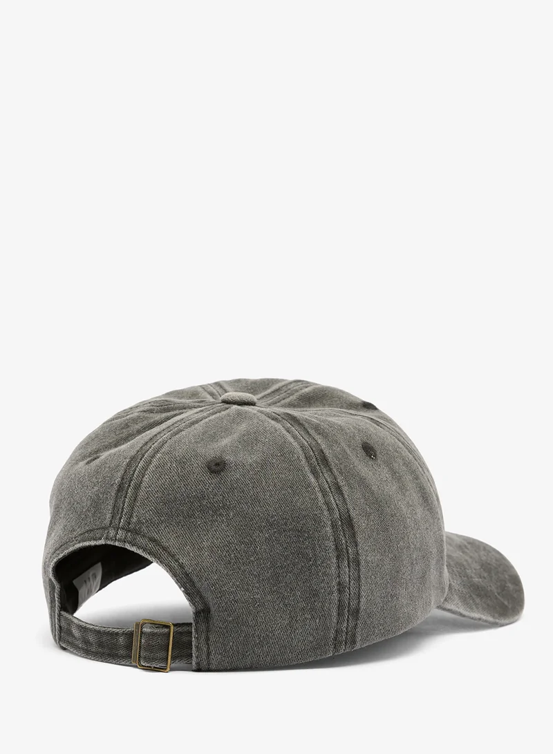 Seventy Five Casual Embroidred Cap