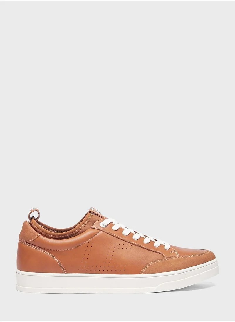 لي كوبر Casual Low-Top Sneakers