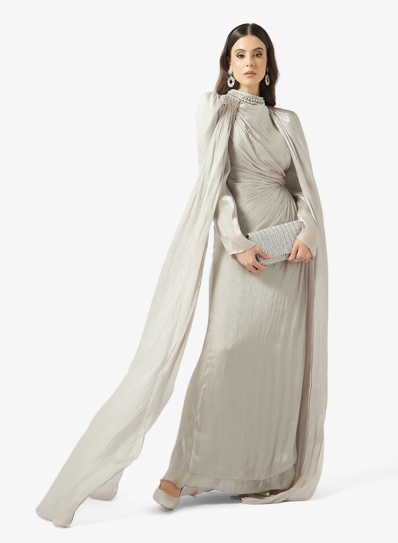 نمشي x فستان سهرة بعباءة متدلية - Image 4