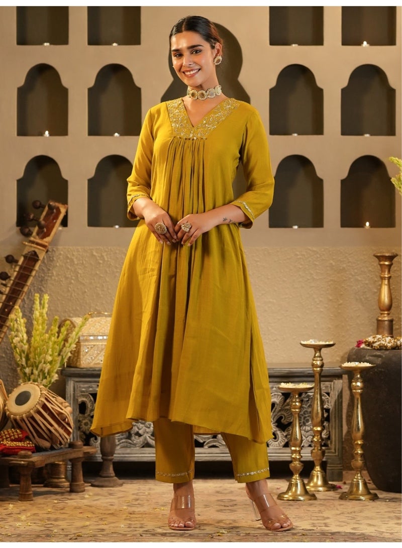 Ameya Mustard-Embroidered-chanderi-silk-a-line-kurta-trouser-set - Image 3
