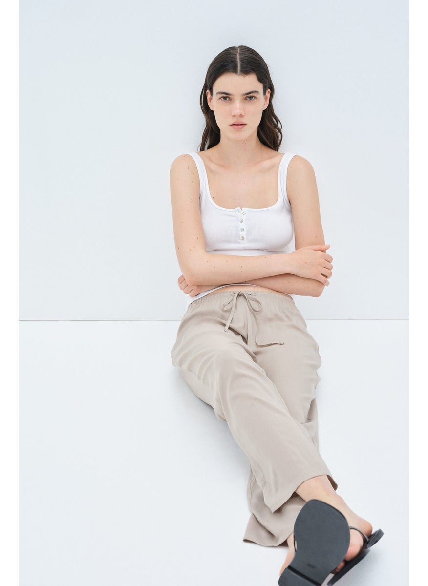 H&M Mama Before & After Drawstring Trousers  - Image 3