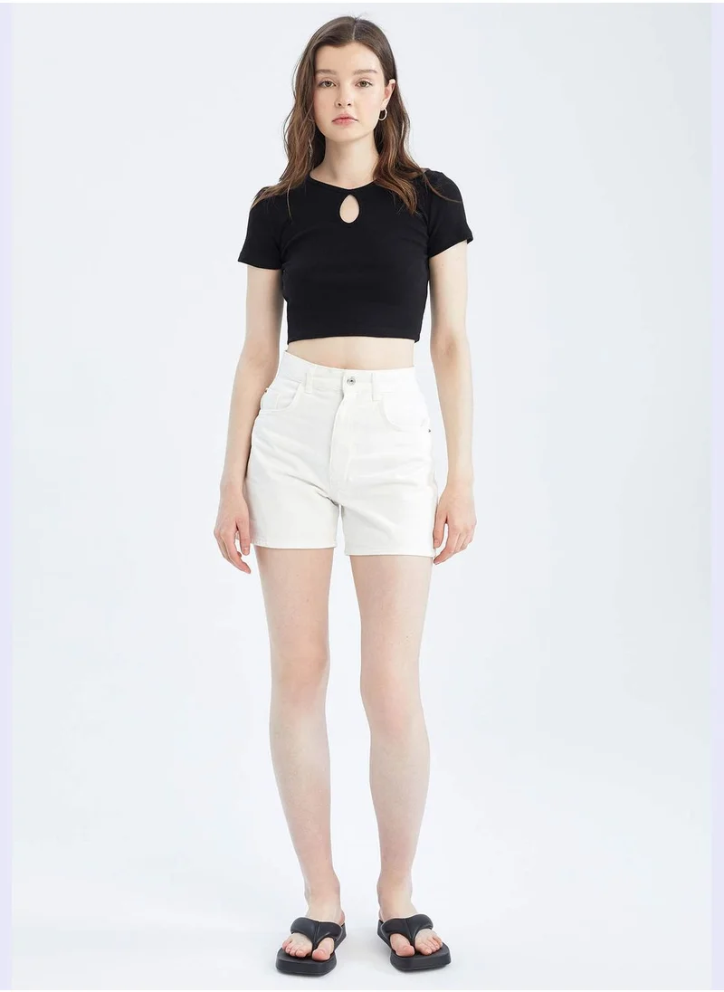 DeFacto Slim Fit Short Sleeve Cut Out Crop Top