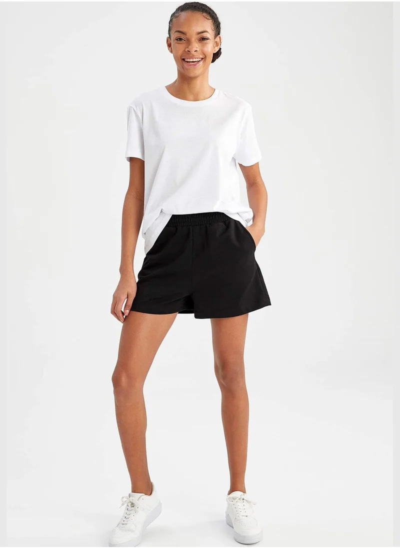 DeFacto Regular Hem Regular Fit Shorts