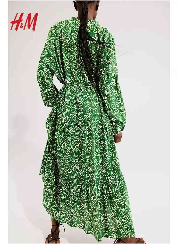H and M - HM Women's New Loose Lightweight Comfortable And Fashionable Dress - Image 1