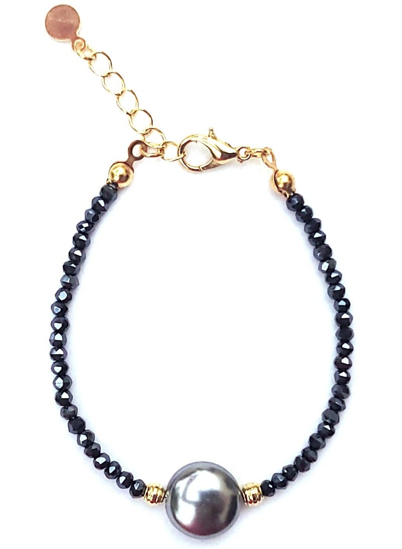 Alwan Crystal Bracelet with a Majorca Style Pearl - Image 2