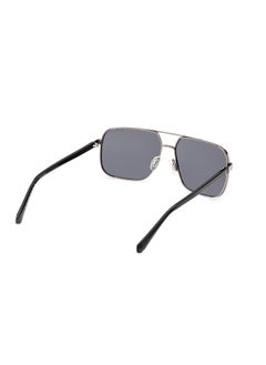 GUESS Men's Polarized Navigator Sunglasses - GU0011908D58 - Lens Size: 58 Mm  - Image 5