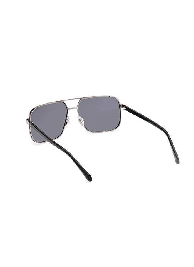 GUESS Men's Polarized Navigator Sunglasses - GU0011908D58 - Lens Size: 58 Mm  - Image 3