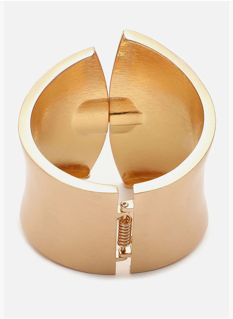 SOHI Gold Plated Designer Bracelet