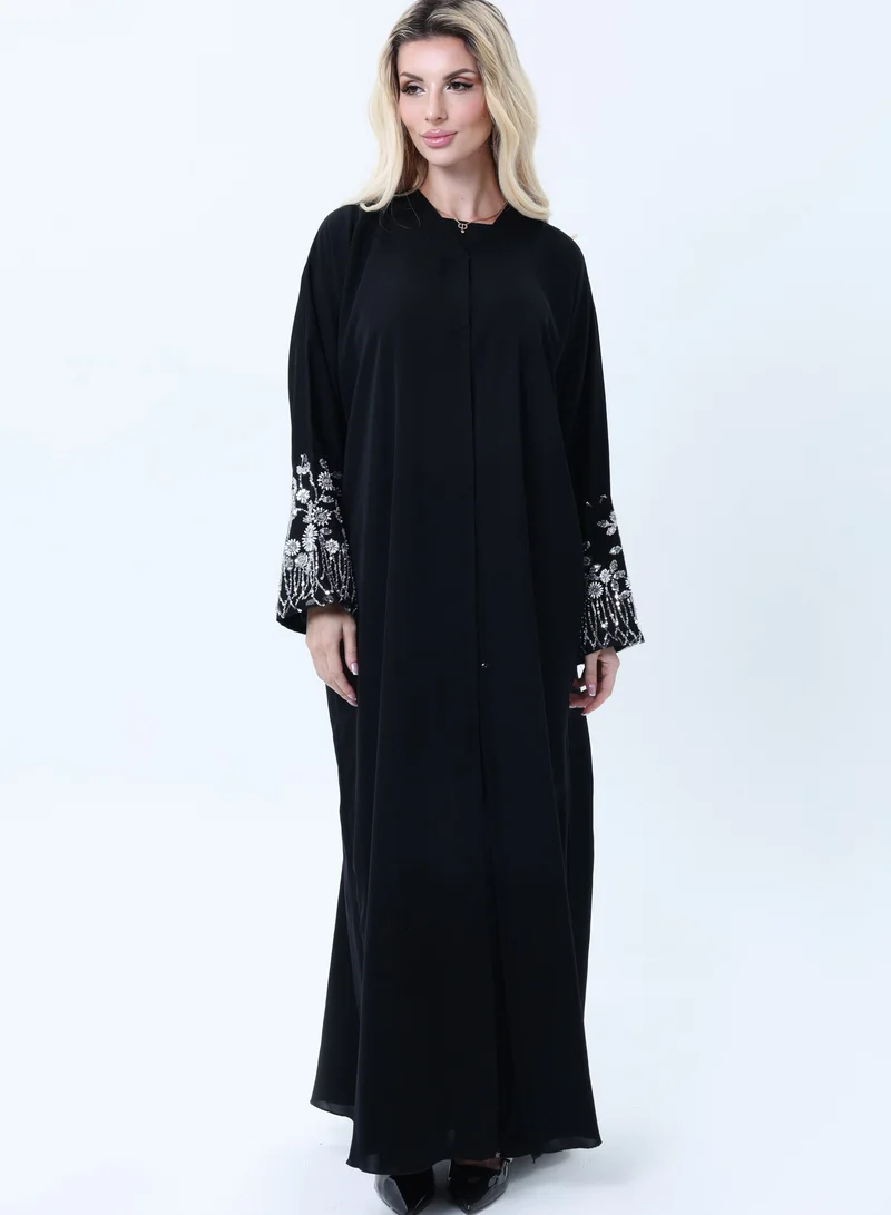 أم سكوير فاشن عباءة سوداء بأكمام مزينة بالترتر الفضي المزخرف