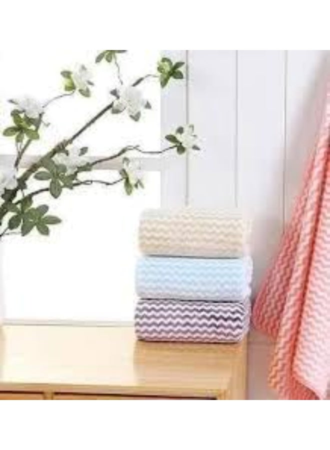 طقم بشكير عروسة فاخر 2 قطعة بشكير كبير 140 فى 70 ، فوطة 75 فى 35 بخامة فائقة الامتصاص للماء - Image 2