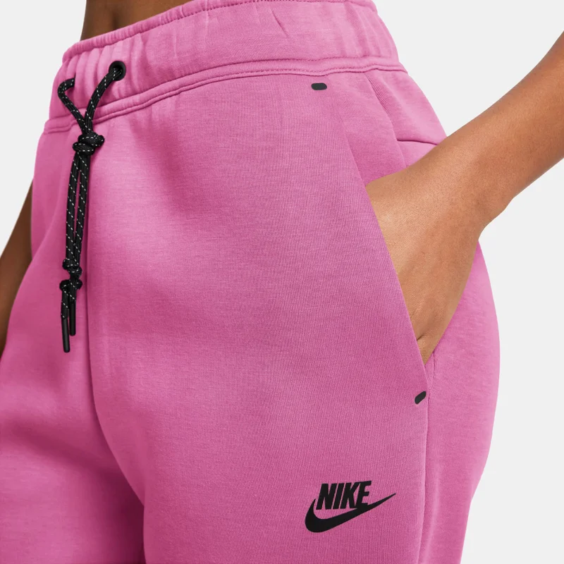 Nike Pink Women's Sportswear Tech Fleece Joggers for Women | Best Price UAE