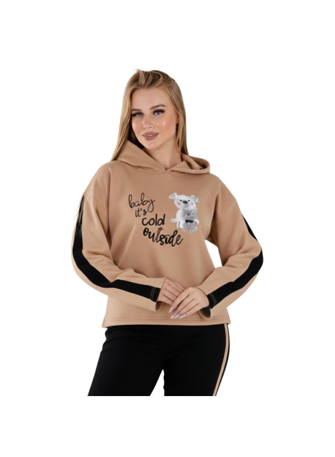 زيكوتكس  طقم بيجامة شتوية نسائية قطعتين - هودي "Baby It's Cold Outside" وبنطلون رياضي - بيج وأسود - Image 2