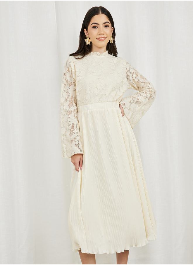 Styli - Lace Detail Pleated Hem A-Line Midi Dress - Image 1
