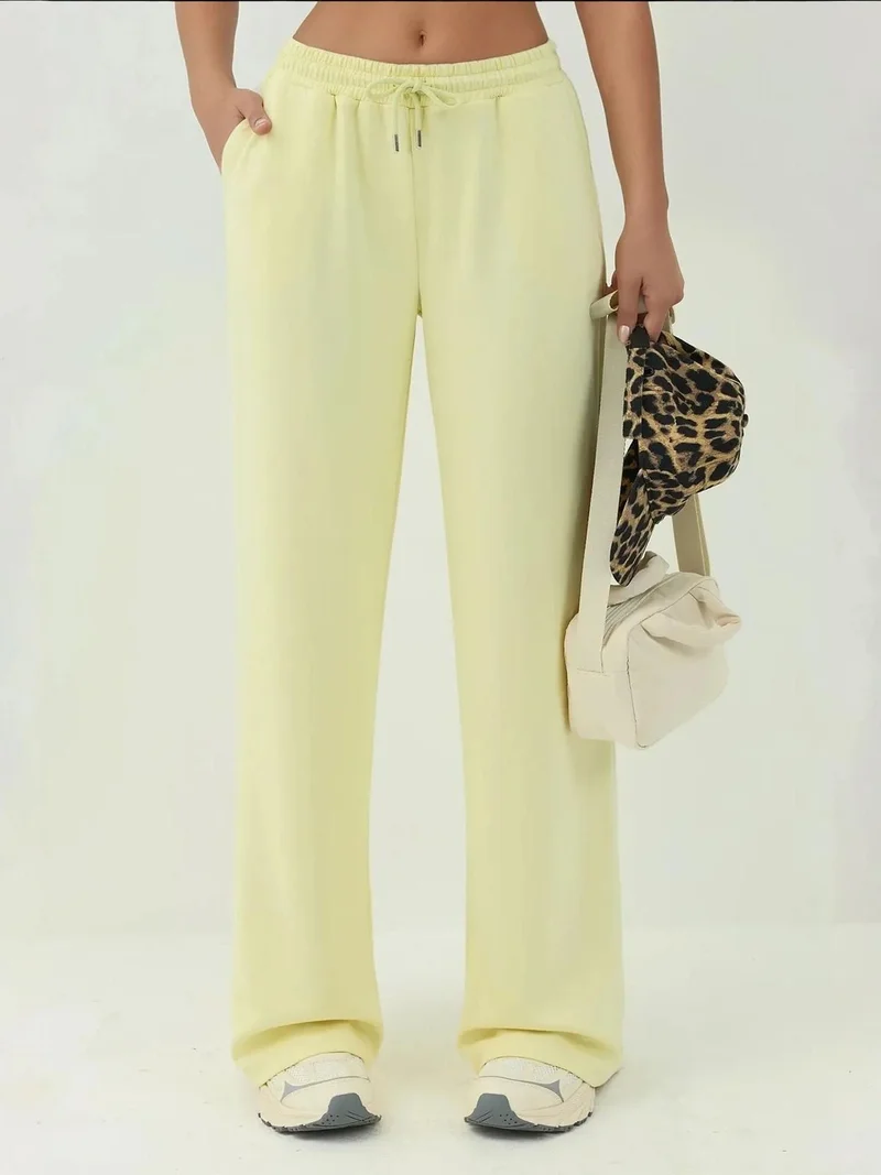 زوبعة بنطلون رياضي واسع الساق من المودال بلمسة ناعمة