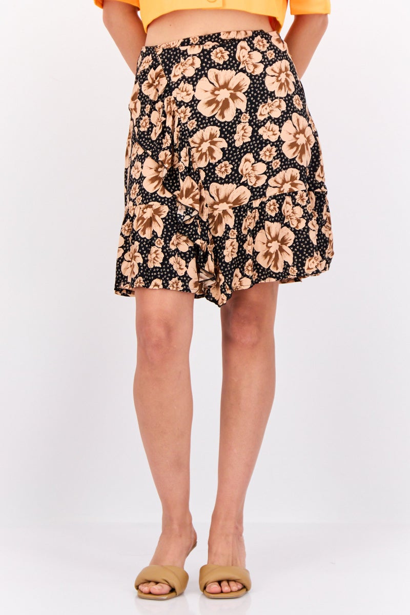 YAS Women Floral Print Mini Skirt, Black - Image 1