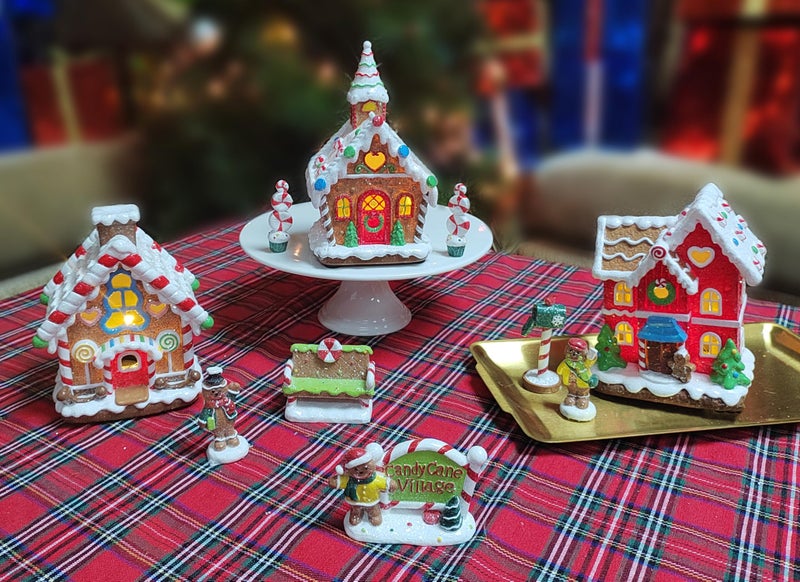 Moments In Time MOMENTS IN TIME 10 pc Gingerbread Village Set  LED Lights Battery Operated Christmas Village  HandPainted Polyresin 