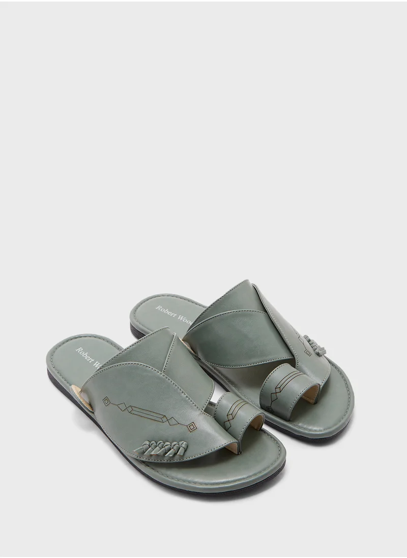 روبرت وود Ksa Traditional Shirgi Arabian Sandal