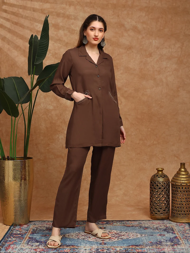 Globus Women Brown Cuban Collar Cuffed Sleeves Embroidered Detail Pockets Shirt Style Tunic & Trousers Co-Ord Set