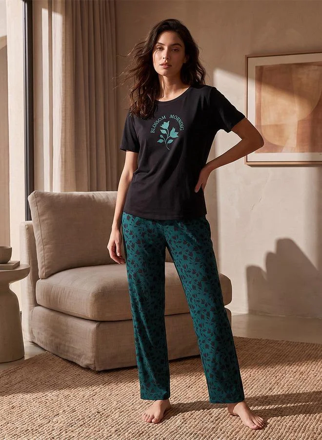 Splash FAV Intimates Viscose Crew Neck T-shirt and Pyjamas Set