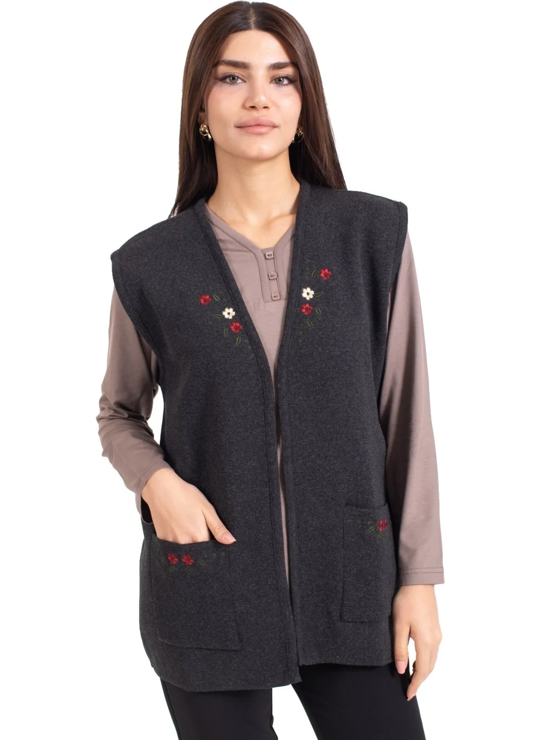 Mutlu City Women Middle Age and Above Knitwear Knit Buttonless Cross Stitch Pattern Embroidered Mother Vest 310-BLACK