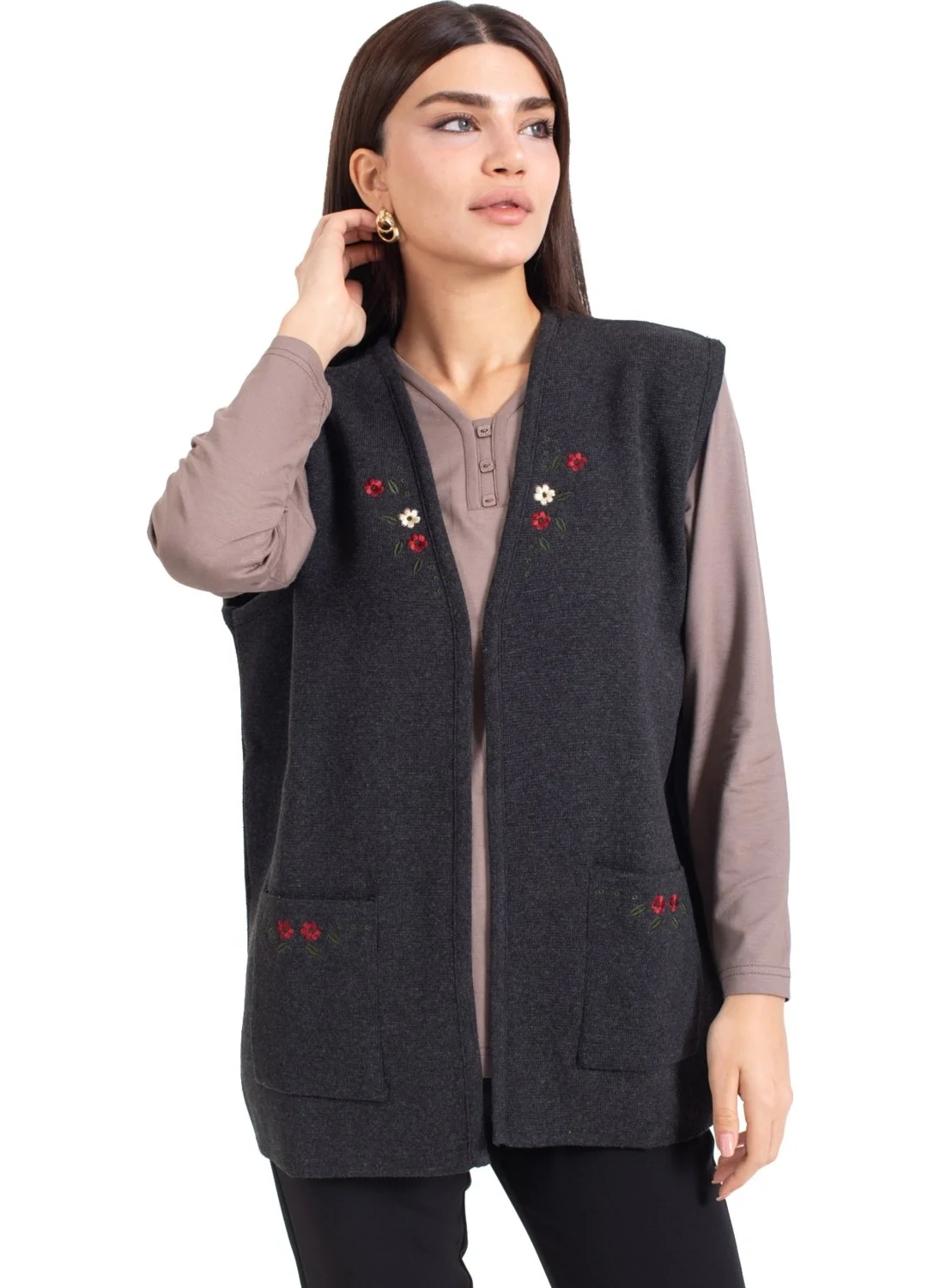 Mutlu City Women Middle Age and Above Knitwear Knit Buttonless Cross Stitch Pattern Embroidered Mother Vest 310-BLACK