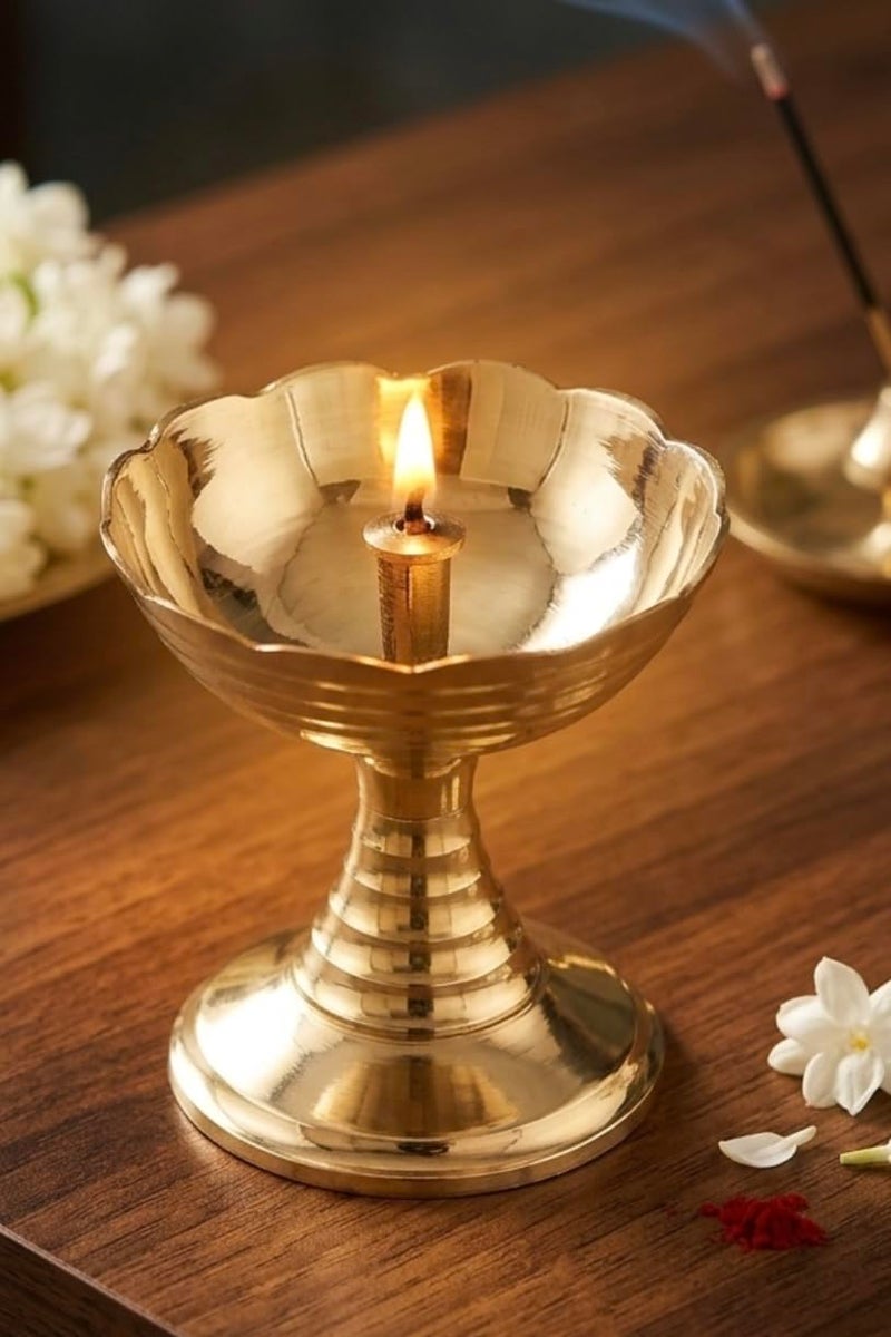 SACCH Traditional Brass Lotus Flower Diya (1 Piece) | Small Pooja Diya & Oil Lamp | Deepam for Mandir & Spiritual Lighting | Return Gifts for Diwali, Home Decoration & Religious Accessories - Image 4