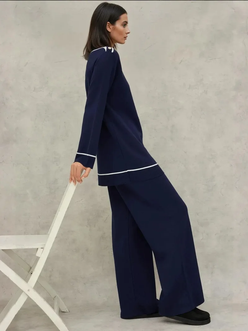 زوبعة طقم سترة بأزرار مفصلة وبنطلون واسع الساق