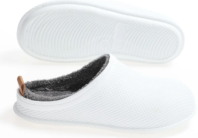 جيزر Traveling Winter Wet Floor Men's Slippers