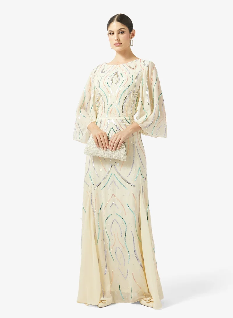 اميليا روز فستان ماكسي مزين بياقة قارب