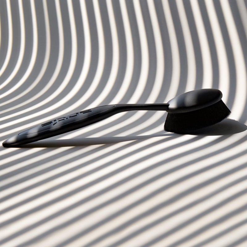 Artis Elite Oval Brush 7 - Black, 1 Pc Makeup Brush - Image 4