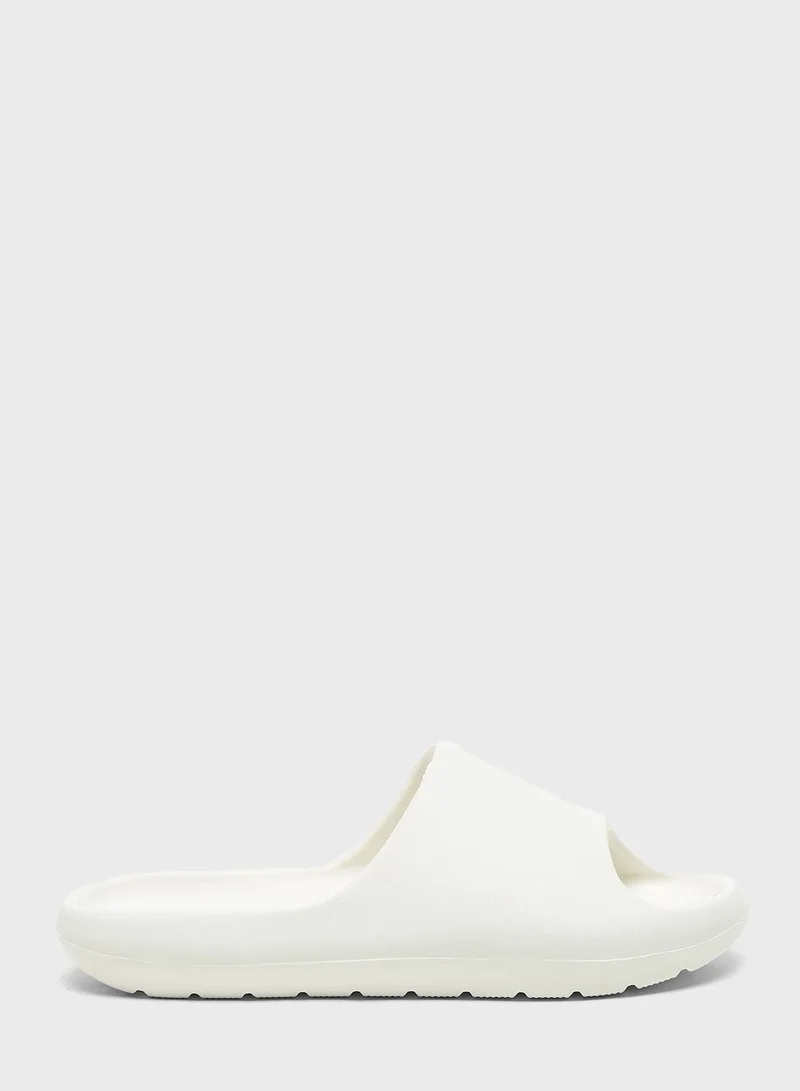 shoexpress Casual Flip Flops