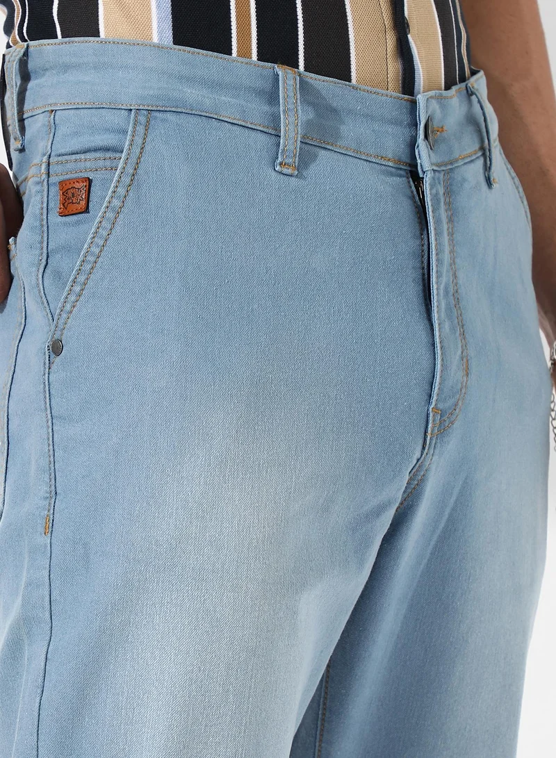 Campus Sutra Men's Light-Wash Carrot Fit Denim Jeans