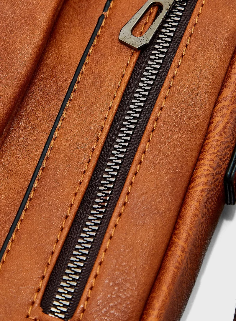 Robert Wood Cross Body Daily Messenger With Phone Pocket